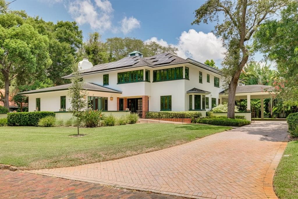 949 41ST AVENUE N ST PETERSBURG, FL 33703