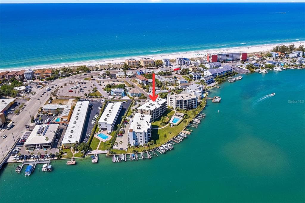 9815 HARRELL AVENUE UNIT 404 TREASURE ISLAND, FL 33706