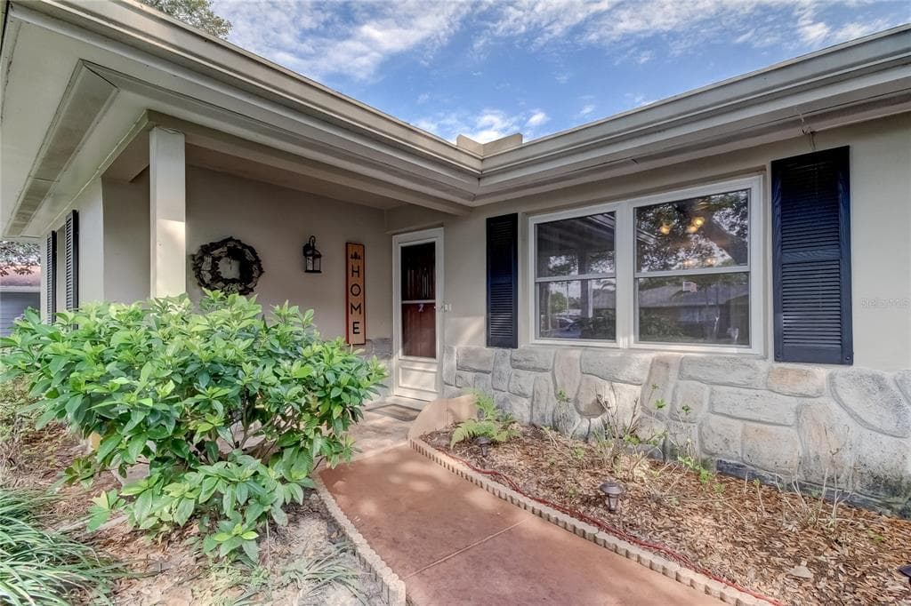 13481 100TH AVENUE SEMINOLE, FL 33776