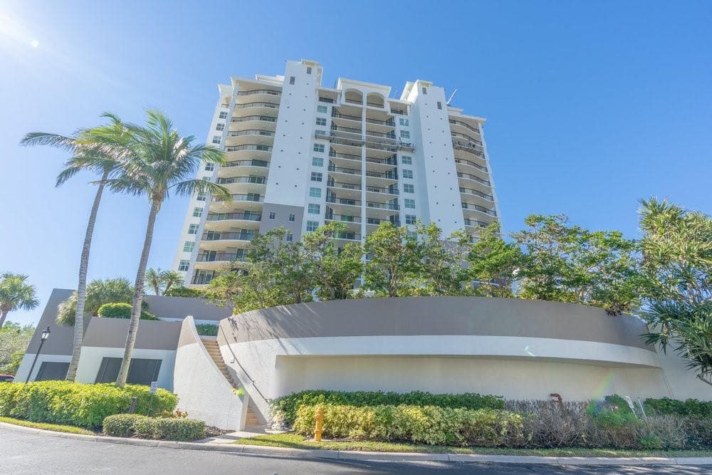 455 COVE TOWER DRIVE UNIT 1602 NAPLES, FL 34110