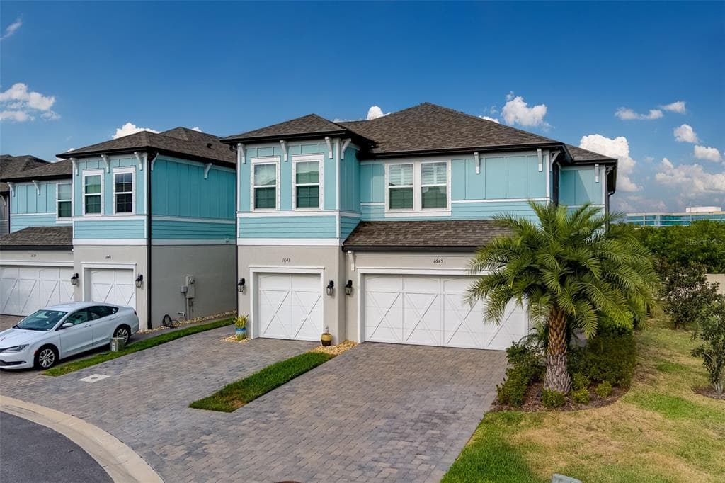 1645 EAGLE CREEK DRIVE CLEARWATER, FL 33764