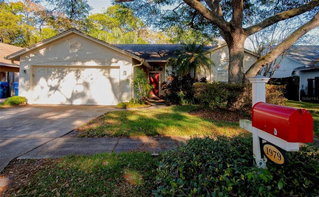 1979 SAPPHIRE LANE