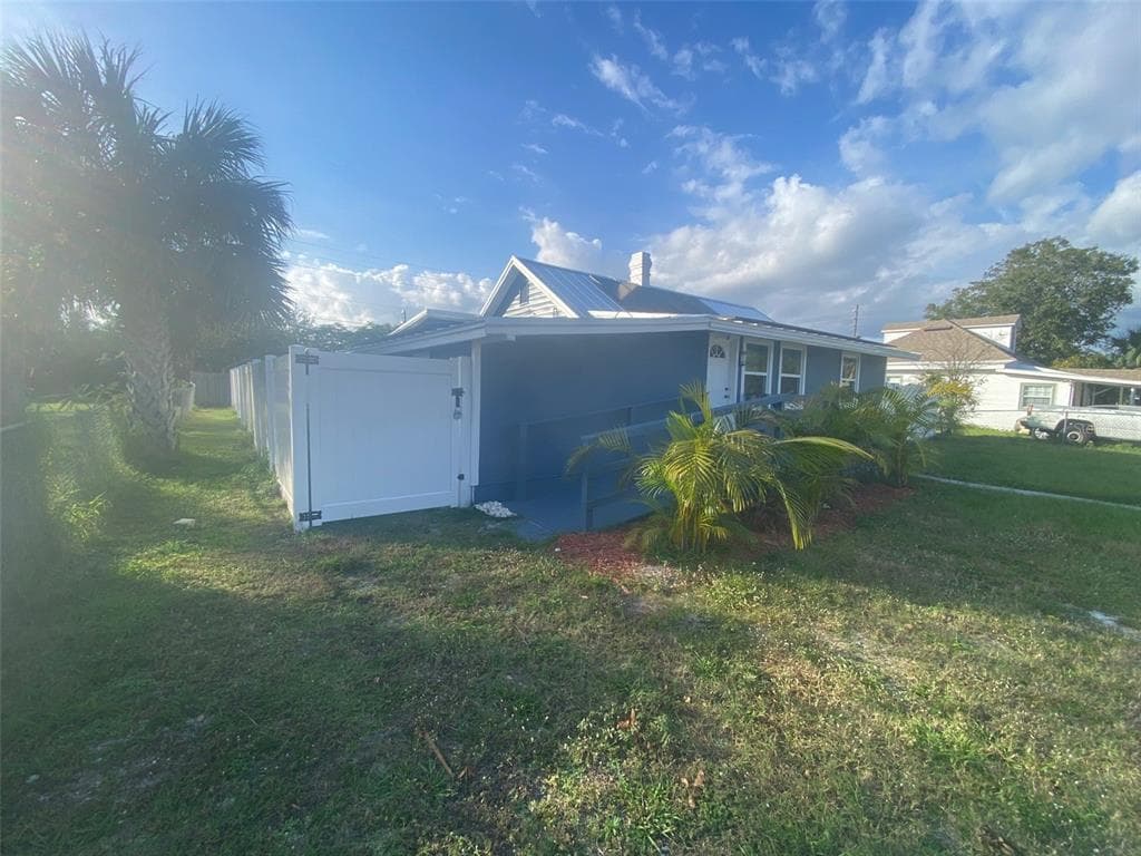 1712 MINNESOTA AVENUE SAINT CLOUD, FL 34769
