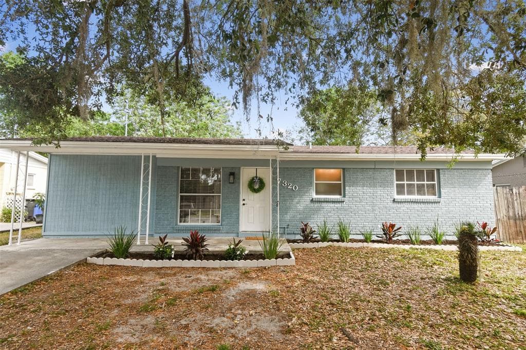 7320 FILBERT LANE TAMPA, FL 33637