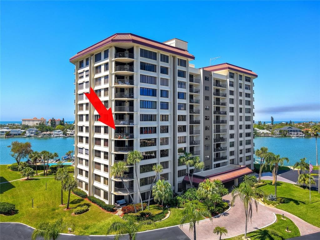 736 ISLAND WAY UNIT 602 CLEARWATER, FL 33767