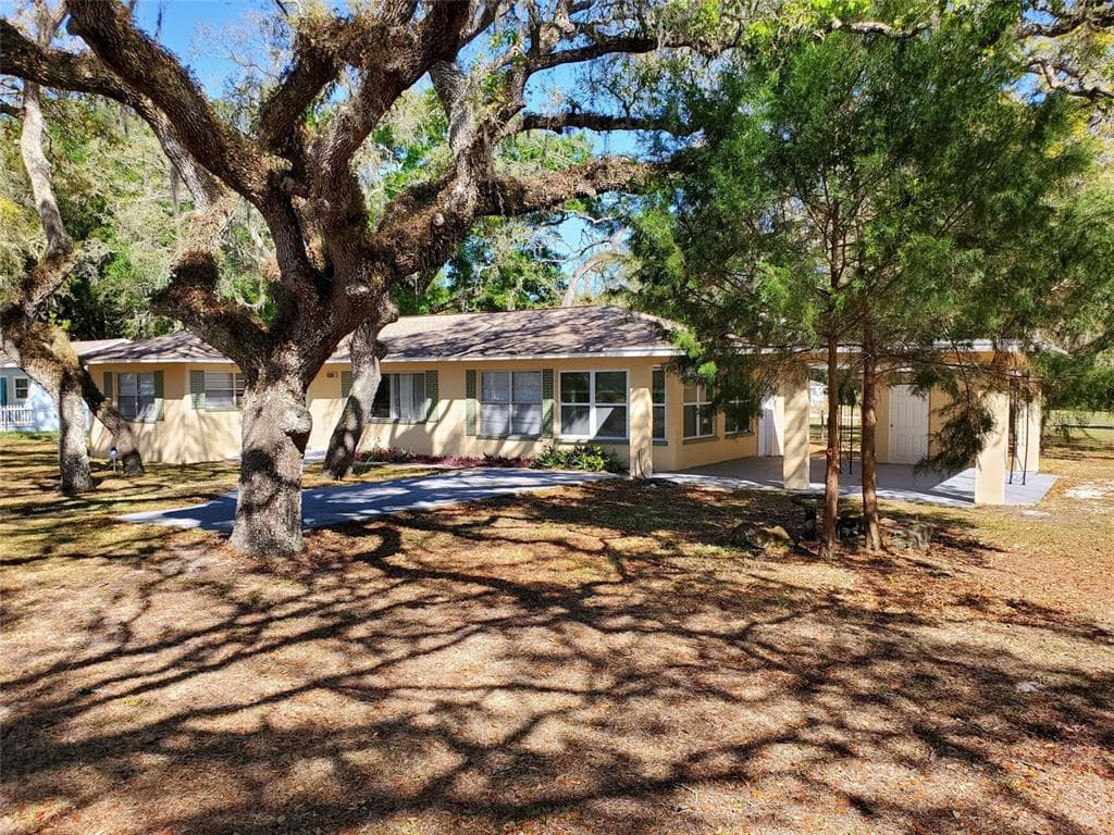39445 STATE ROAD 575 DADE CITY, FL 33523