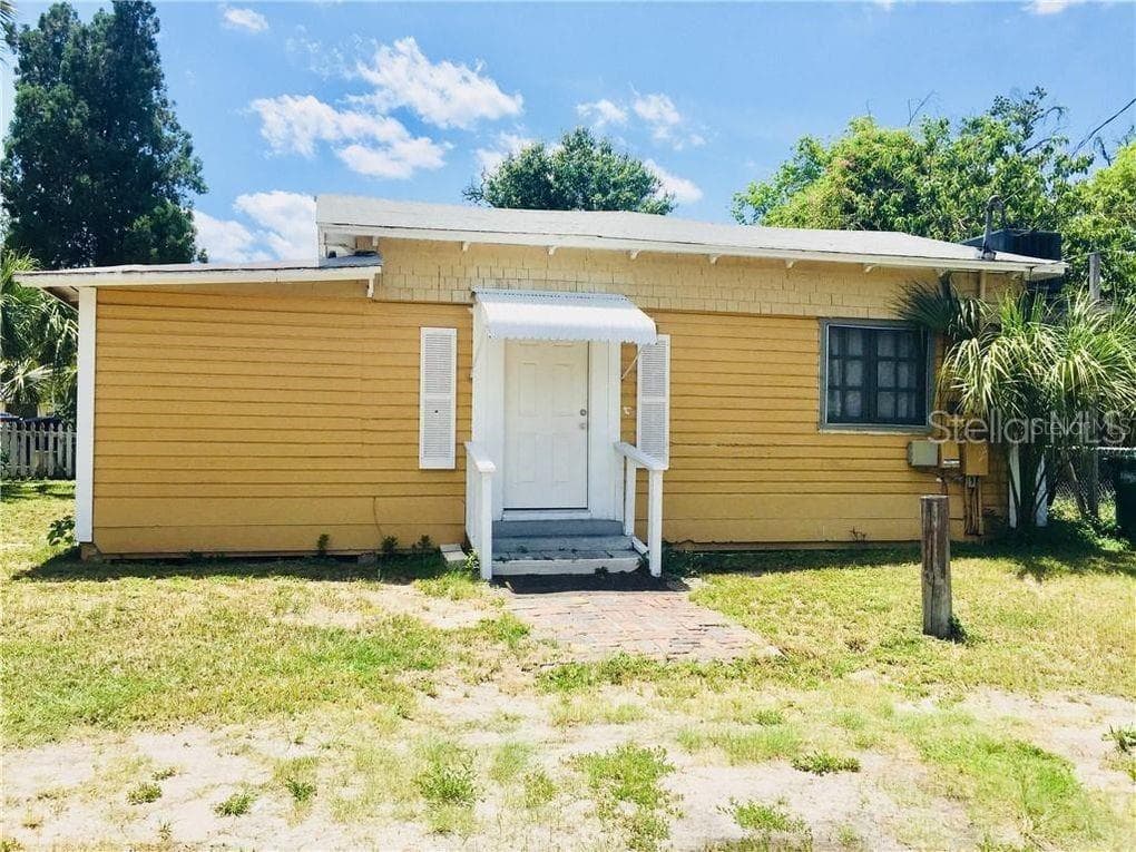 718 E WOOD STREET TAMPA, FL 33604