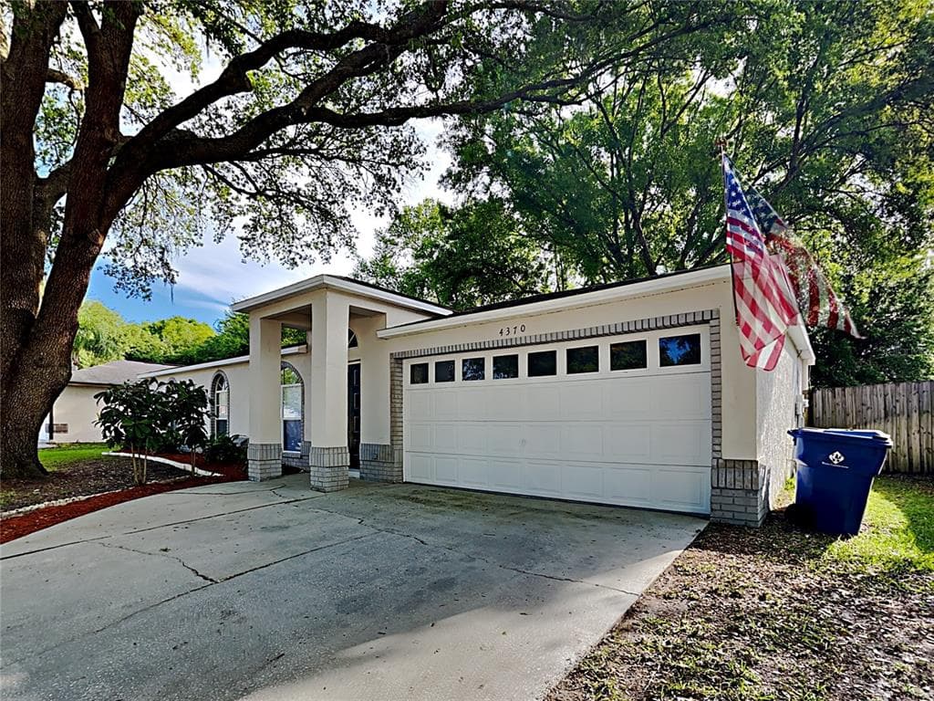 4370 FAYETTE DRIVE LUTZ, FL 33559