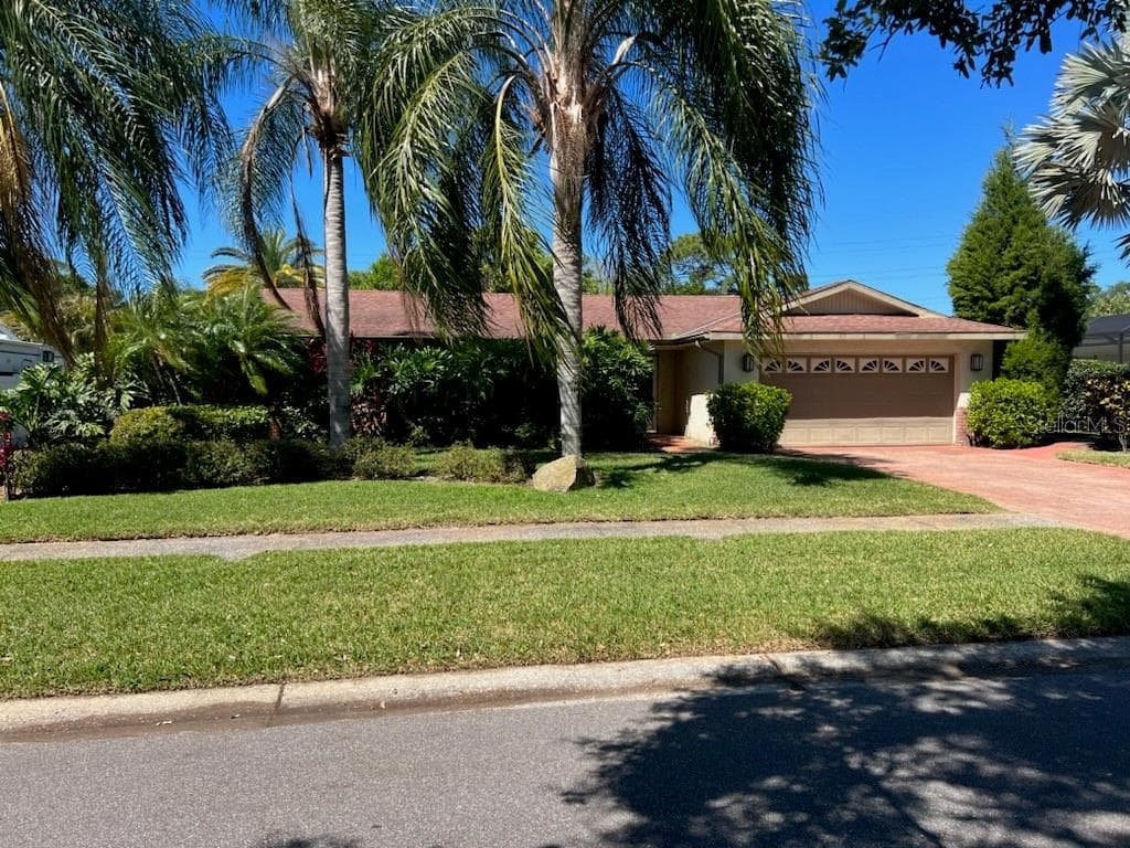3256 ASPEN DRIVE CLEARWATER, FL 33761
