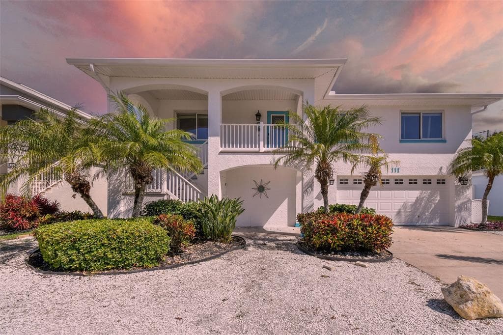 111 8TH STREET BELLEAIR BEACH, FL 33786