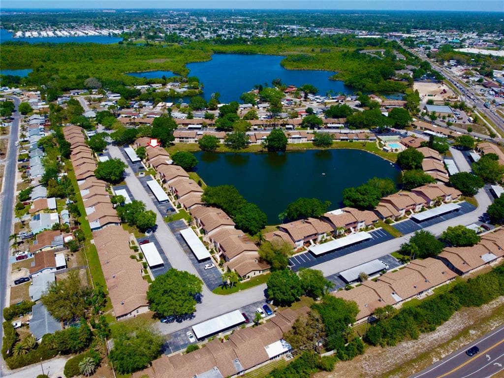 1118 BOWSPRIT LANE UNIT 1105 HOLIDAY, FL 34691