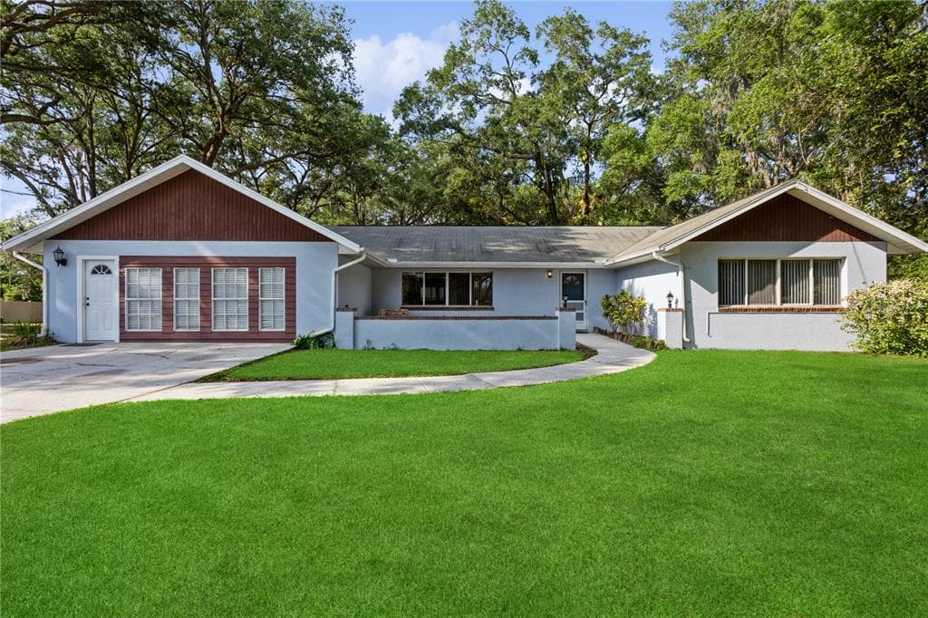 11102 CRESCENT LAKE DRIVE RIVERVIEW, FL 33578