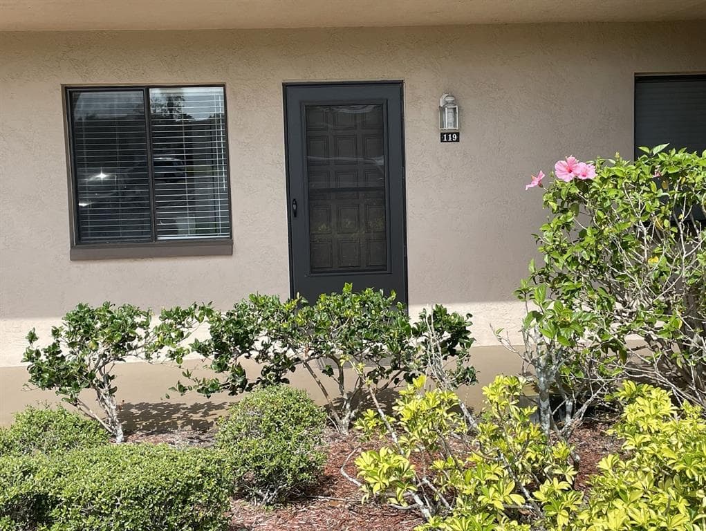 119 CAMILLE COURT UNIT 119 OLDSMAR, FL 34677