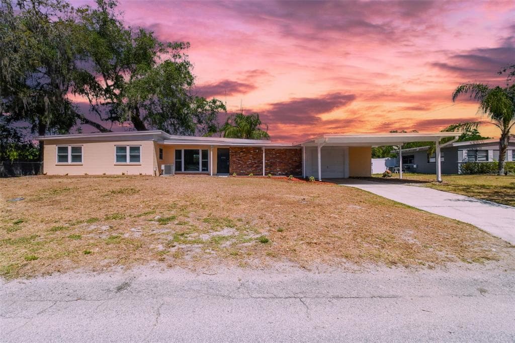 490 MANOR DRIVE W BARTOW, FL 33830