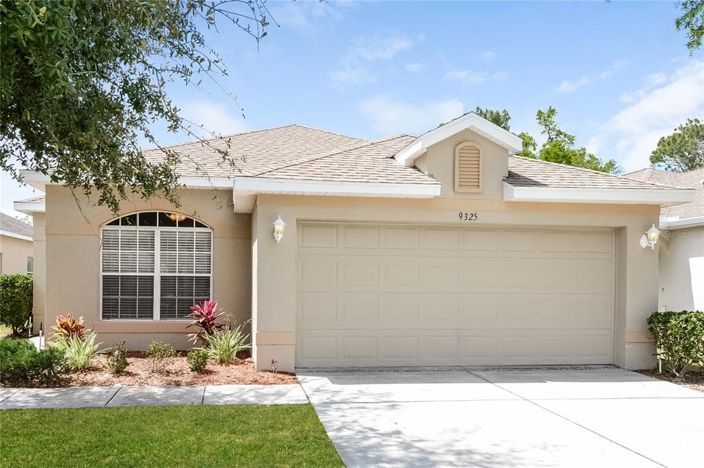 9325 CREEDMOOR LANE NEW PORT RICHEY, FL 34654