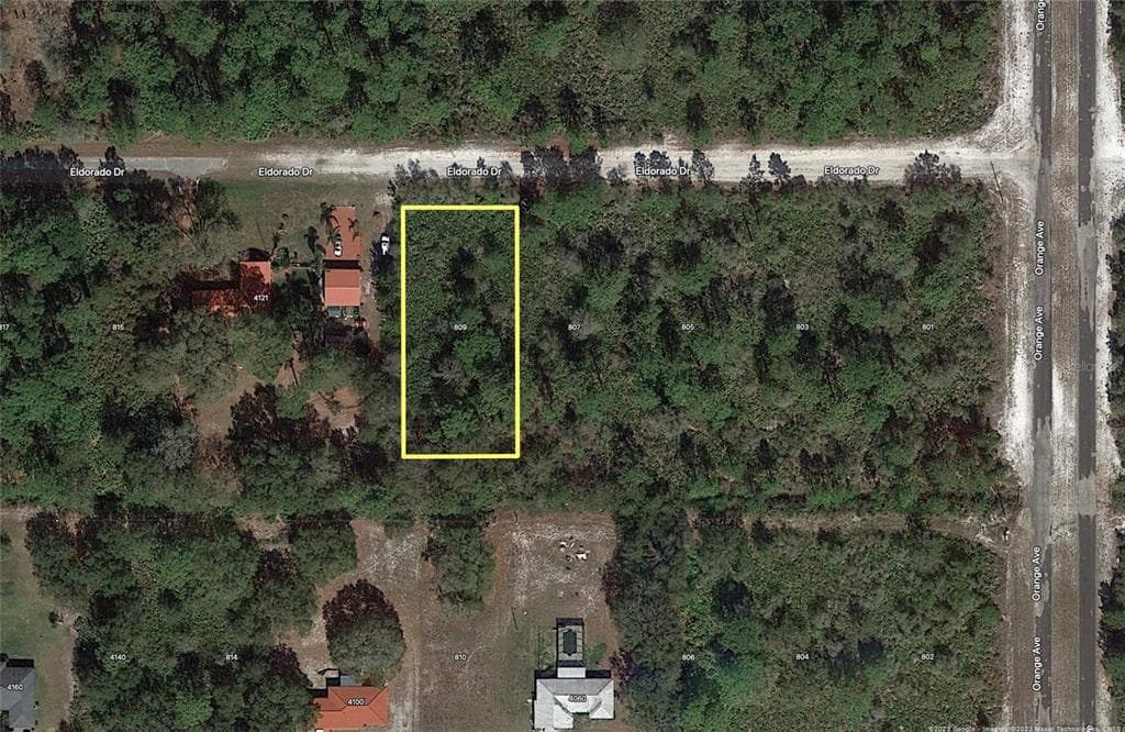 809 EL DORADO DRIVE INDIAN LAKE ESTATES, FL 33855