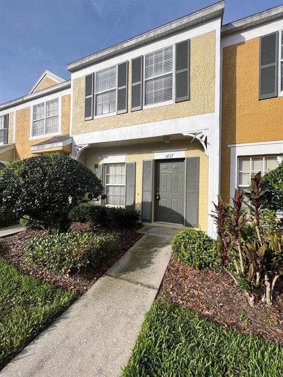 1437 COSTA MESA DRIVE WESLEY CHAPEL, FL 33543