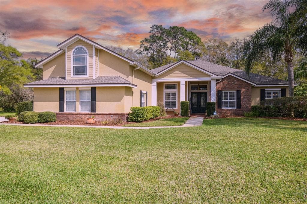1404 KENSINGTON WOODS DRIVE LUTZ, FL 33549