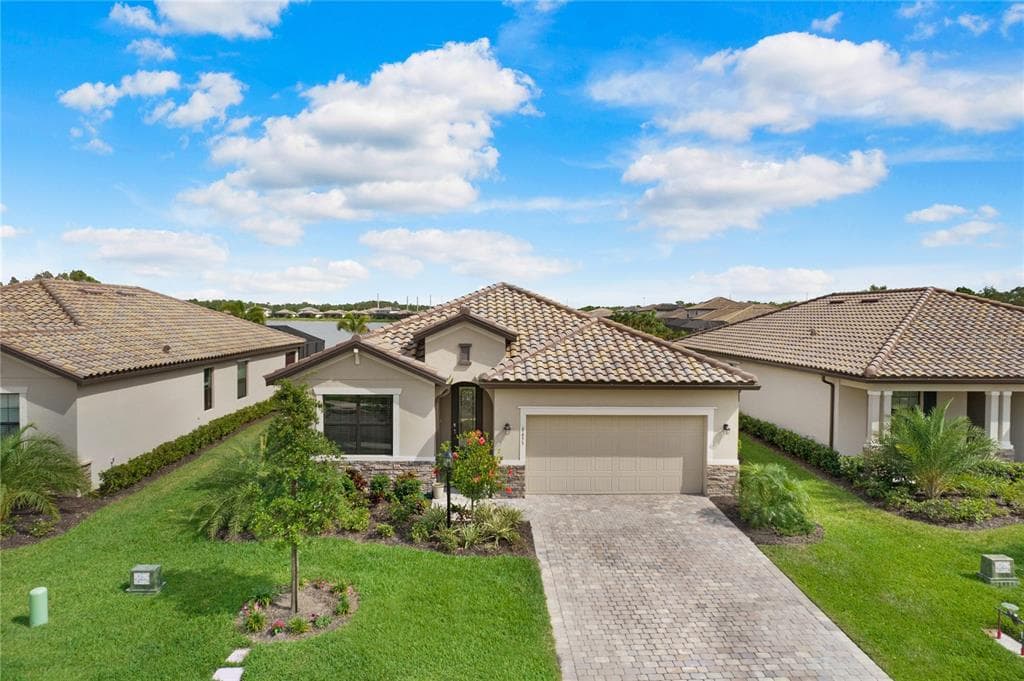 6655 CLAIRBORNE LANE BRADENTON, FL 34211
