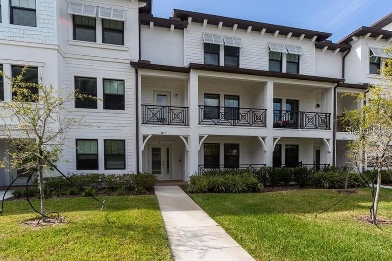 4931 W PAUL AVENUE UNIT 6 TAMPA, FL 33611
