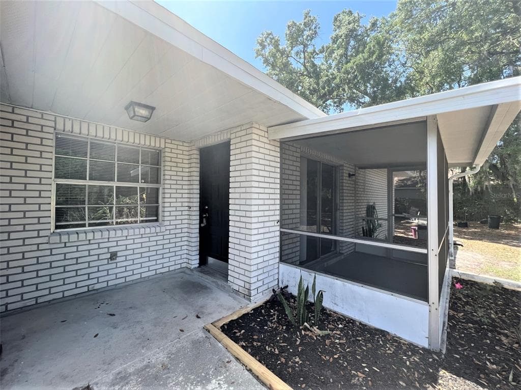 3153 BLOOMINGDALE VILLAS COURT BRANDON, FL 33511