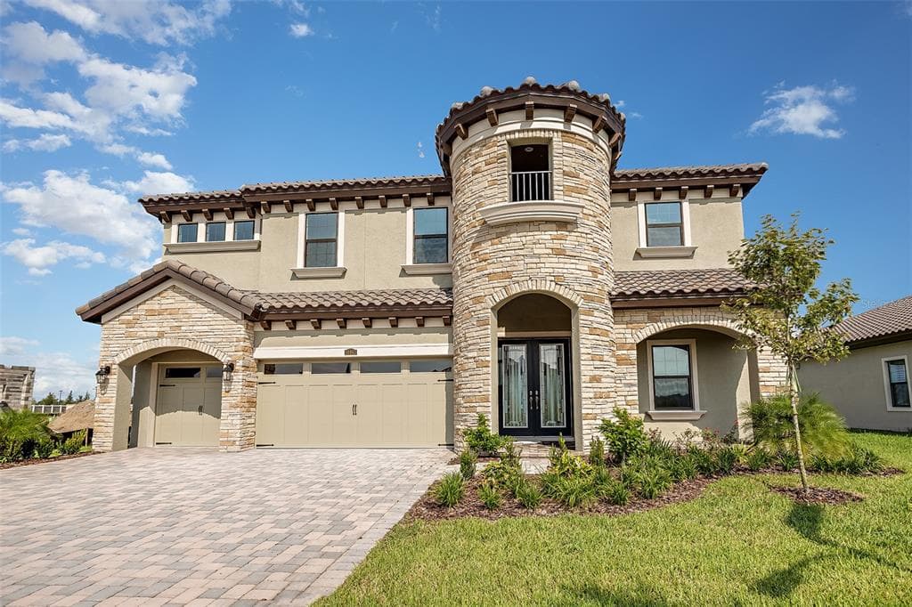 10863 RUSTIC TIMBER LOOP SAN ANTONIO, FL 33576