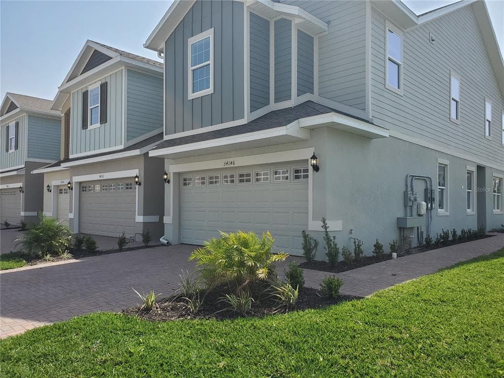 34146 CINDER WAY WESLEY CHAPEL, FL 33545