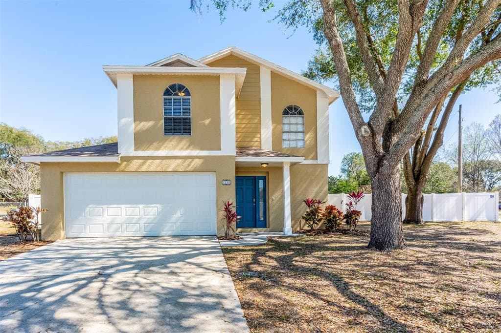 2220 RIDGEMORE DRIVE VALRICO, FL 33594