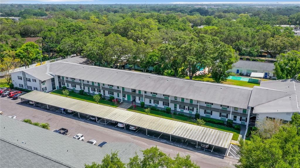 200 GLENNES LANE UNIT 103 DUNEDIN, FL 34698