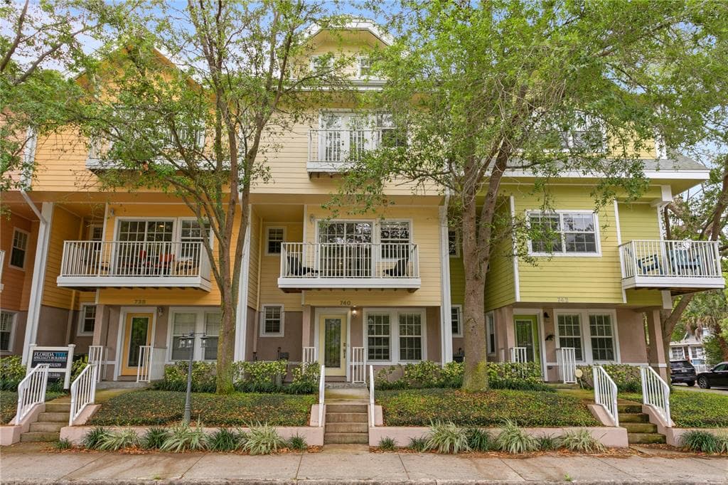 740 9TH AVENUE N ST PETERSBURG, FL 33701