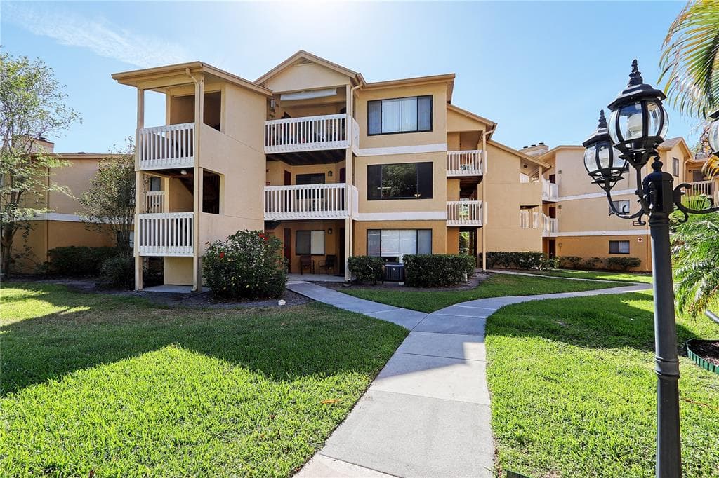 1550 S BELCHER ROAD UNIT 326 CLEARWATER, FL 33764