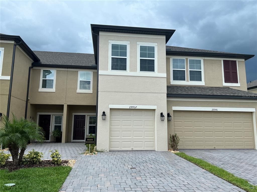 29937 SOUTHWELL LANE WESLEY CHAPEL, FL 33543