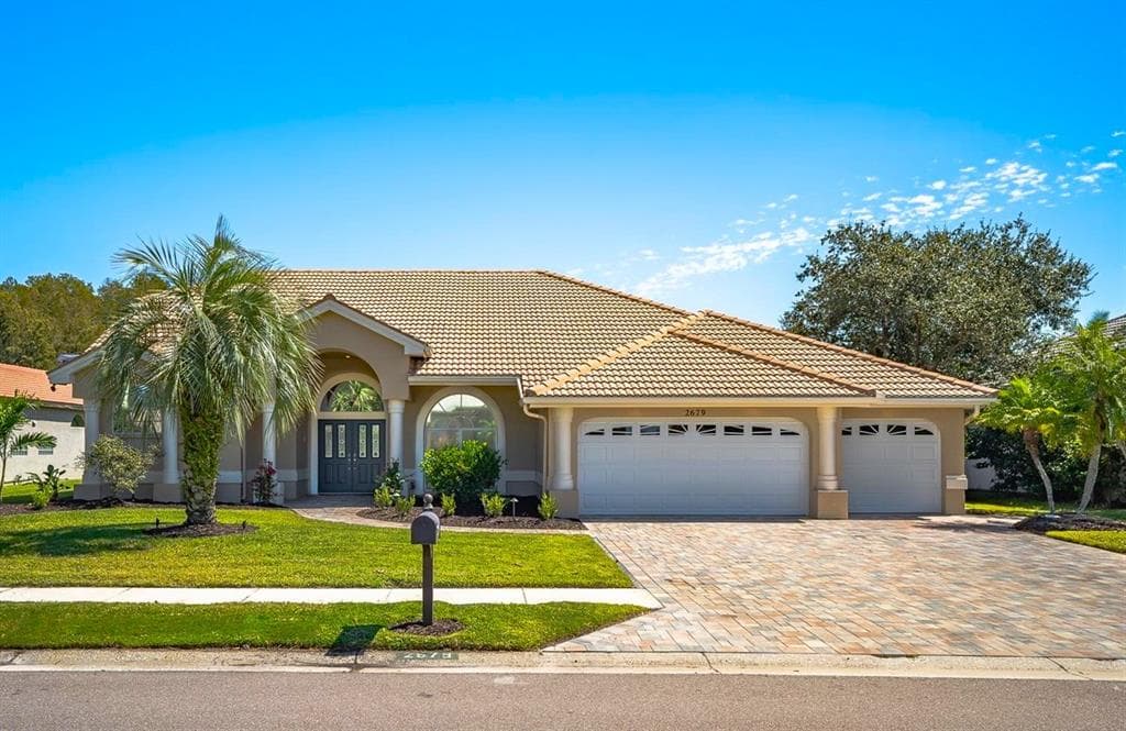 2679 SADDLEWOOD LANE PALM HARBOR, FL 34685