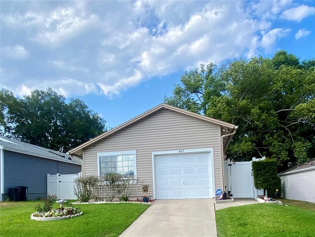 567 PORTLAND CIRCLE APOPKA, FL 32703