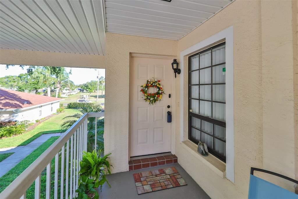 306 KELSEY WAY SUN CITY CENTER, FL 33573