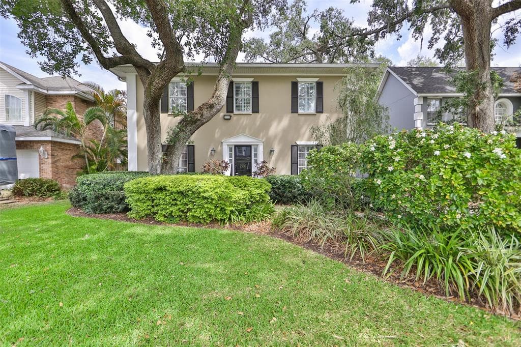 206 S CLARK AVENUE TAMPA, FL 33609