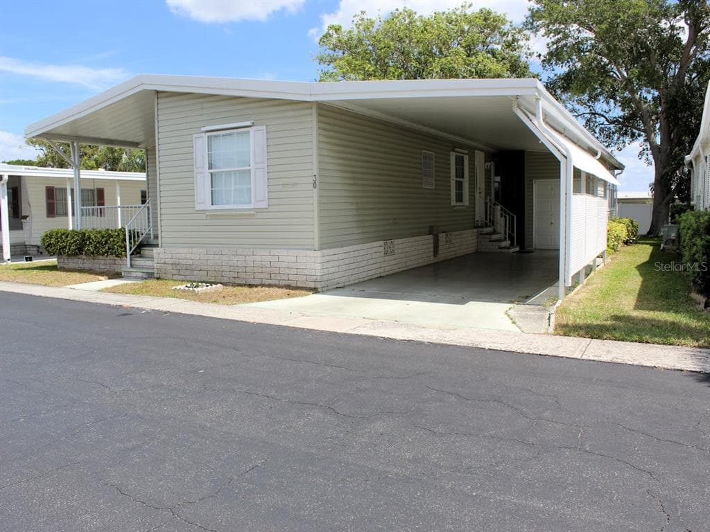 30 PINDO PALM STREET E LARGO, FL 33770