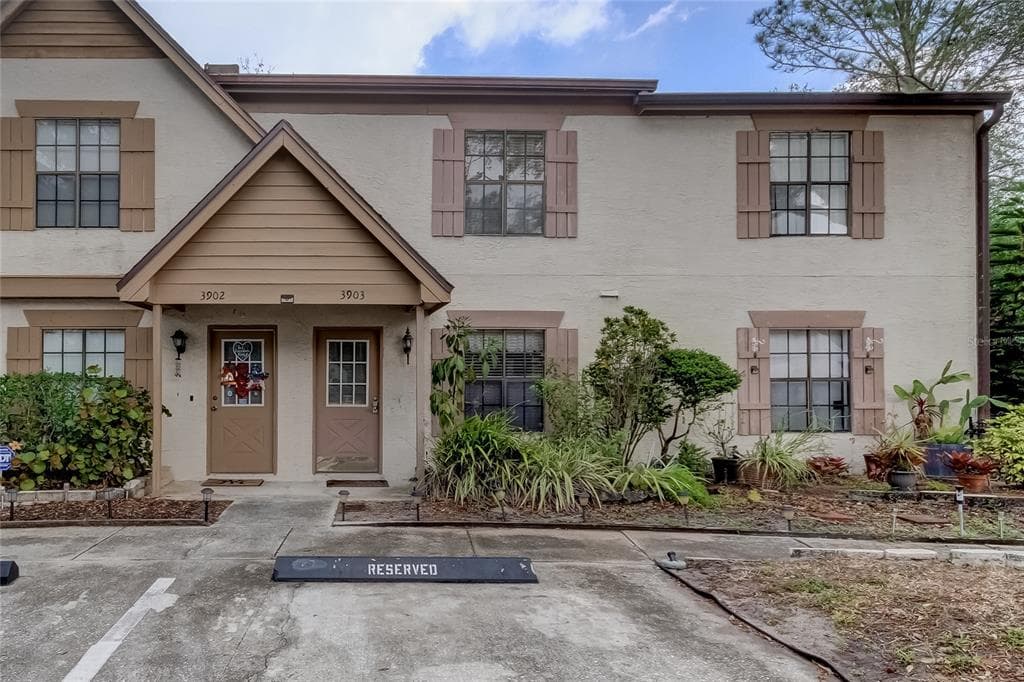 3903 BRIGADOON CIRCLE CLEARWATER, FL 33759