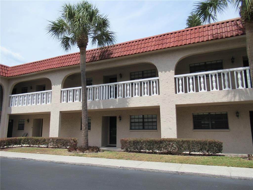 1750 BELLEAIR FOREST DRIVE UNIT C7