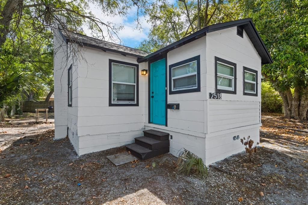 2518 5TH STREET S UNIT A ST PETERSBURG, FL 33705