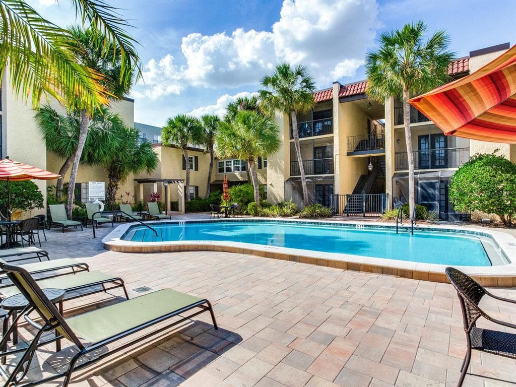 110 ALAMEDA COURT UNIT 131 TAMPA, FL 33609