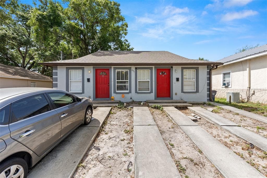 2407 E 17TH AVENUE TAMPA, FL 33605