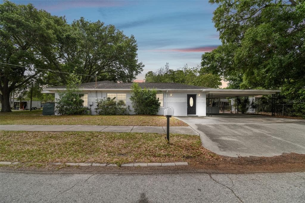 3102 W LEMON STREET TAMPA, FL 33609