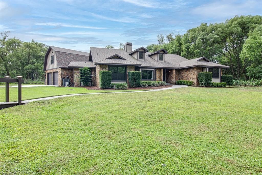 3621 MOORES LAKE ROAD DOVER, FL 33527