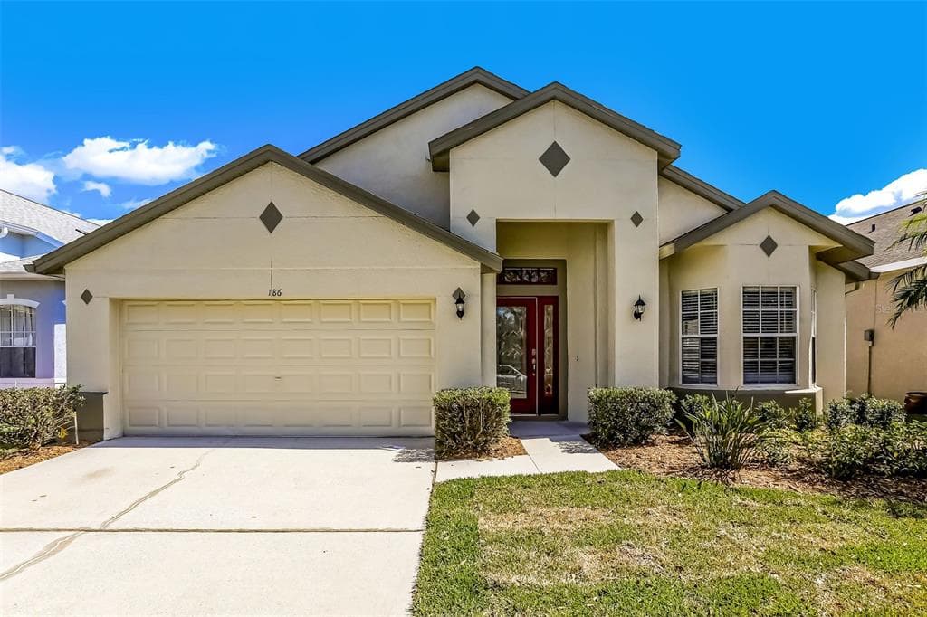 186 WESTMORELAND CIRCLE KISSIMMEE, FL 34744