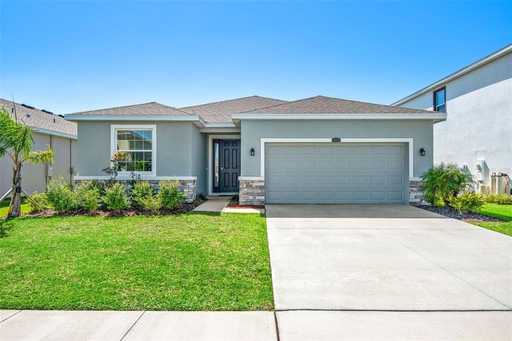 8341 BOWER BASS CIRCLE WESLEY CHAPEL, FL 33545