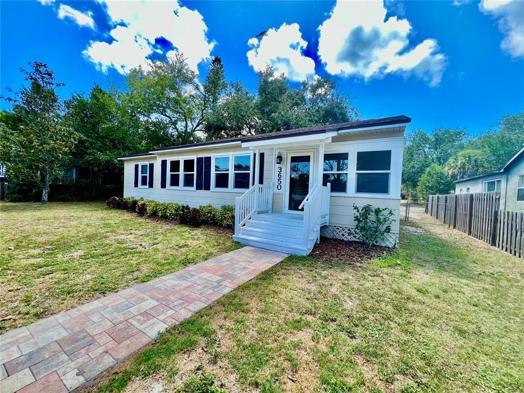 3650 JESSUP COURT N ST PETERSBURG, FL 33704