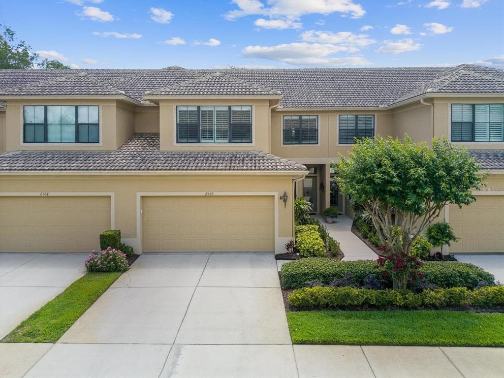 2558 SILVERBACK COURT PALM HARBOR, FL 34684