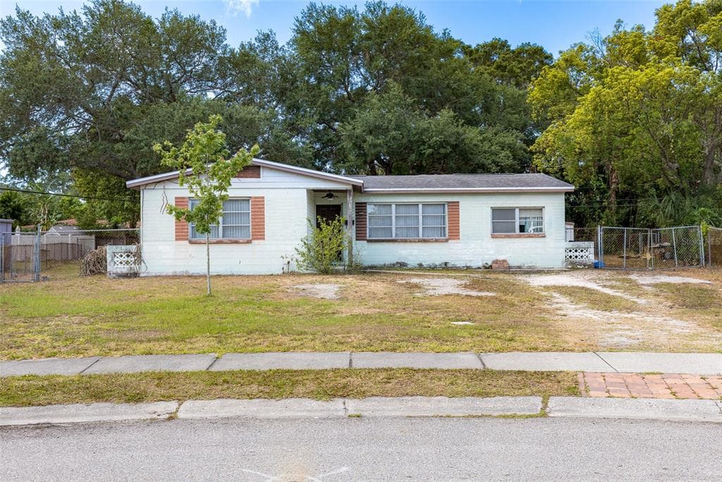 8280 56TH STREET N PINELLAS PARK, FL 33781