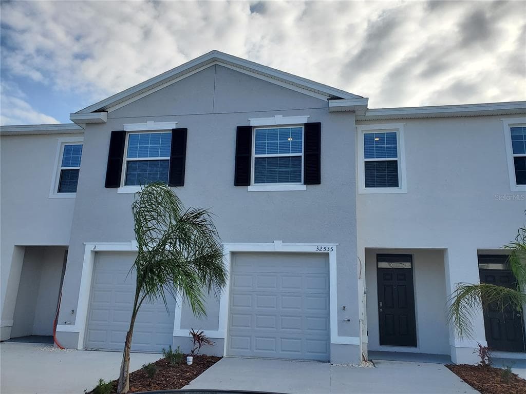 32535 TURTLE GRACE LOOP WESLEY CHAPEL, FL 33545